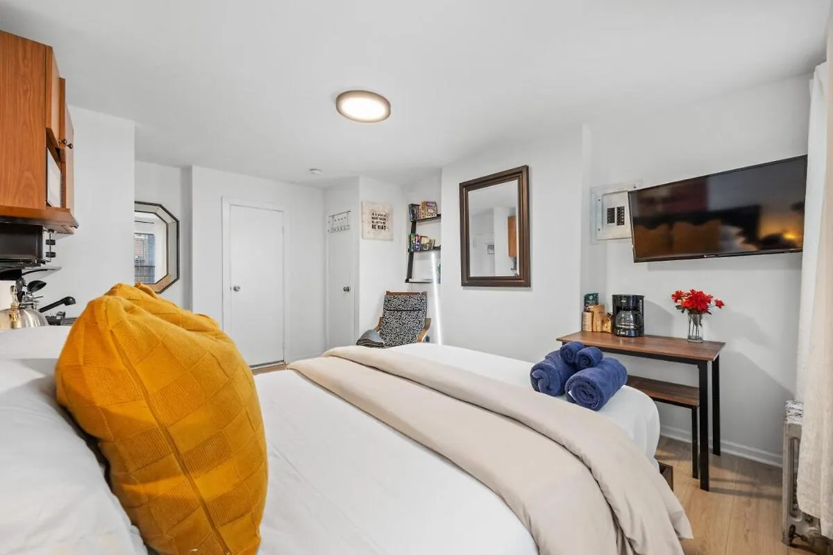 Great Studio Location In Times Square Near Subway New York