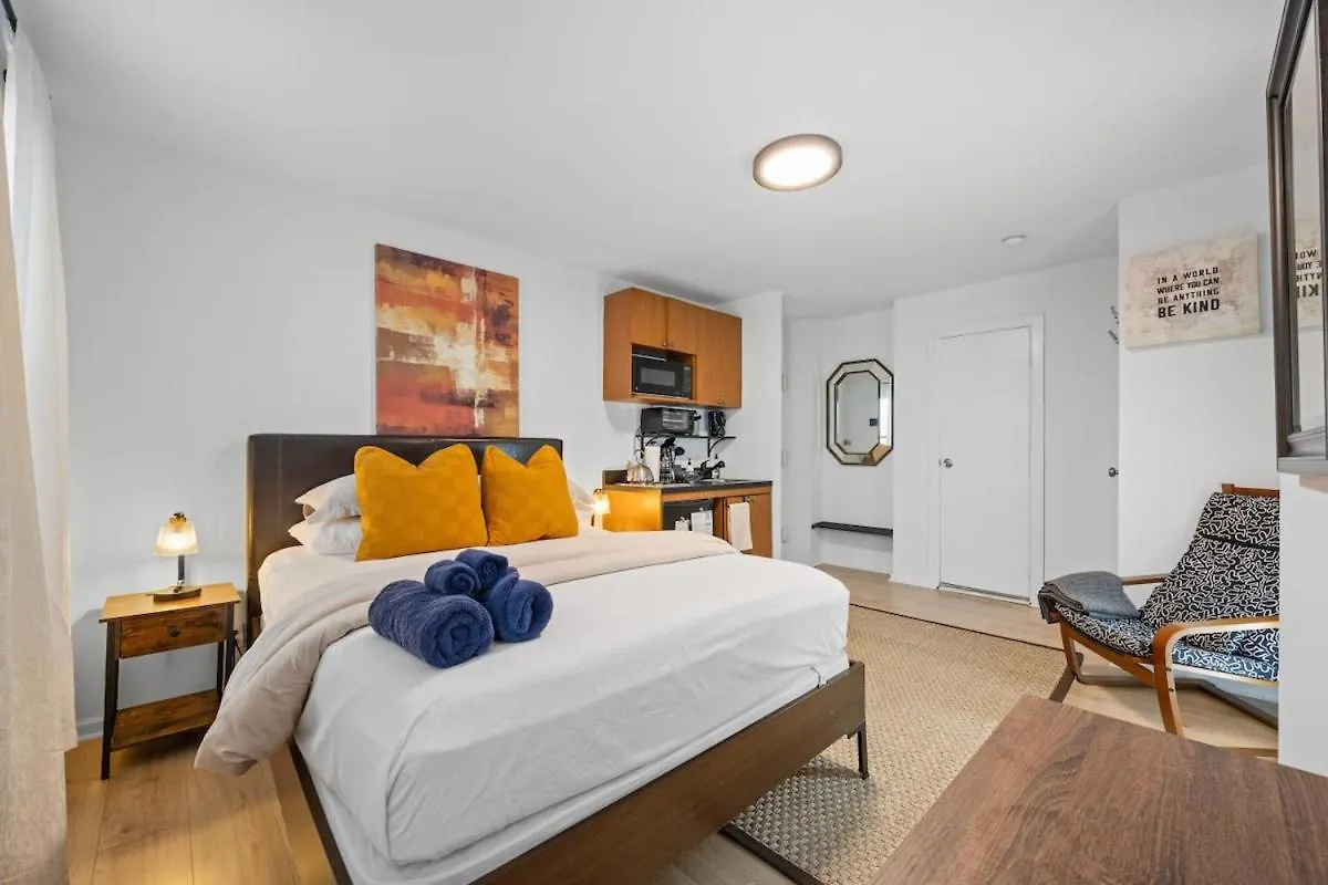 Great Studio Location In Times Square Near Subway New York Apartment